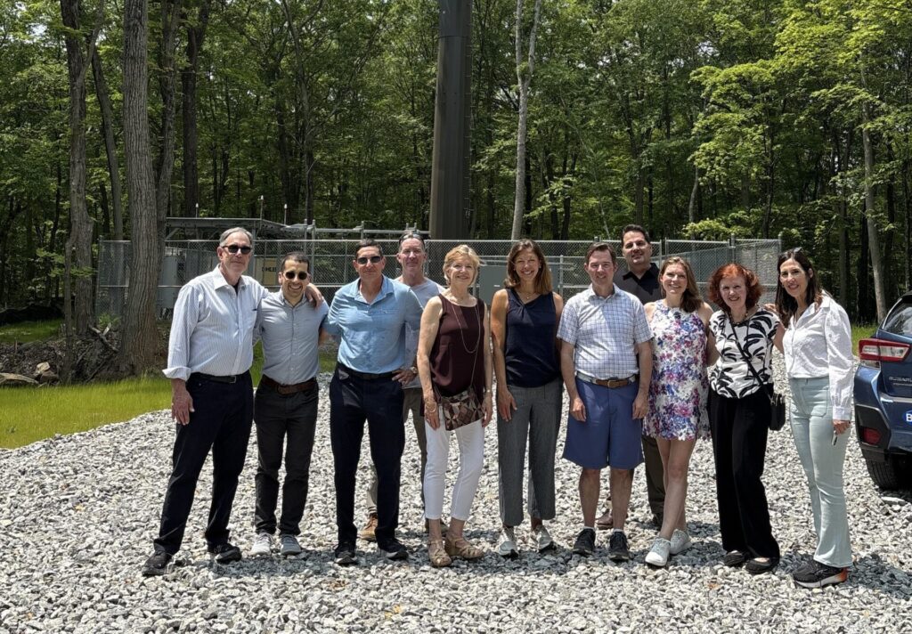 Bedford Post Inn cell tower team
